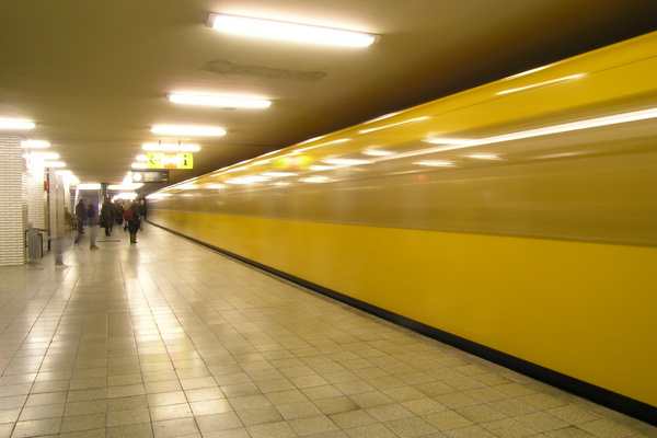 photo 472 (10 February 2004)