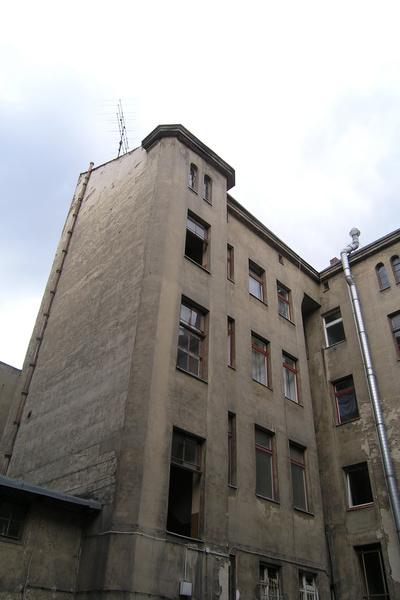 photo 1673 (29 June 2004)