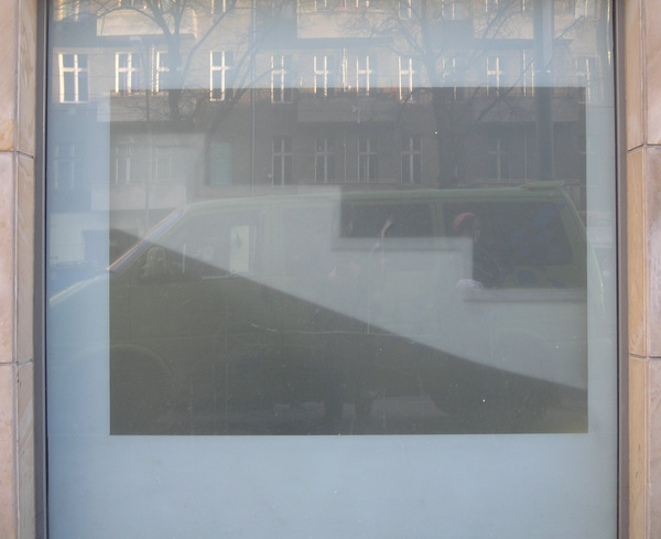 photo 957 (14 March 2004)